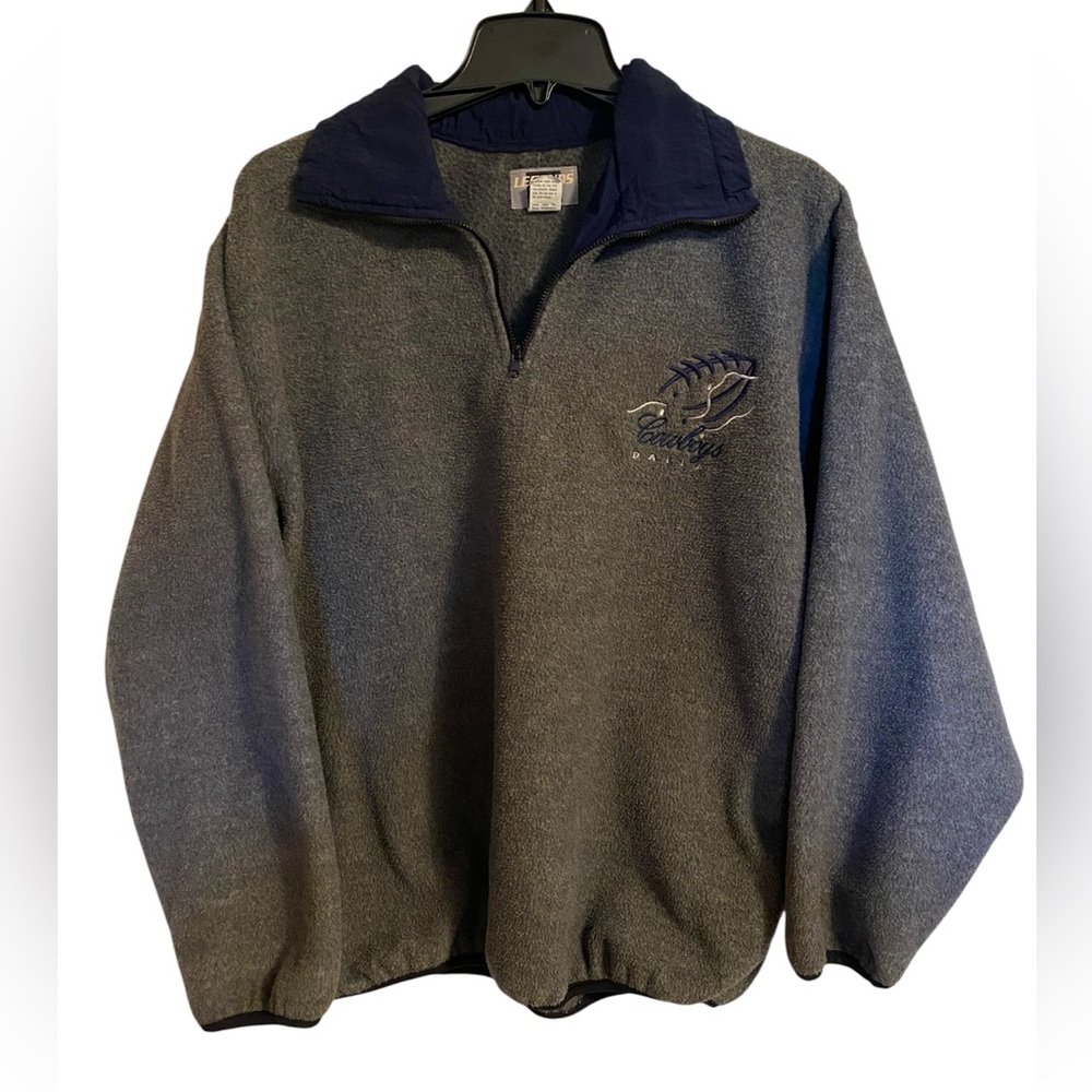 Legends Athletic Dallas
Cowboys Quarter Zip Pullover, Men’s Size Large